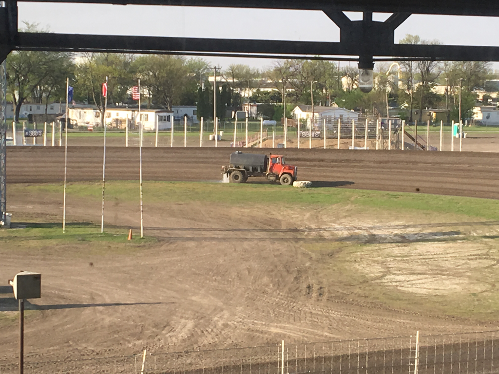 Watering River Cities Speedway on s Monday Night 